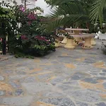 Kela Apartman *