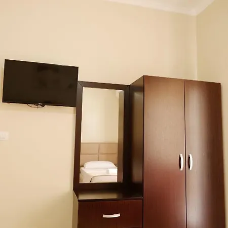 Kela Apartment *